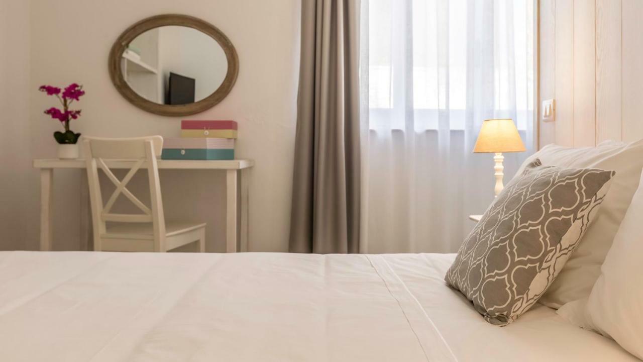 Birkin Apartments กาญารี ภายนอก รูปภาพ